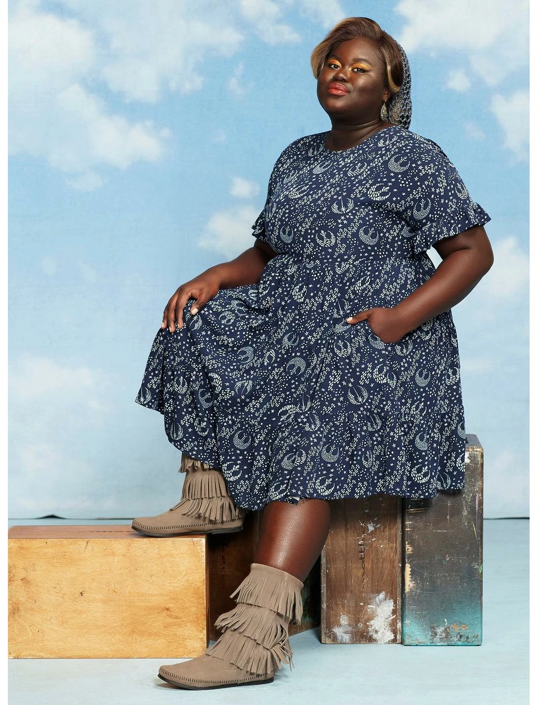 HUNIVERS Her Universe Star Wars Icons Tiered Dress Plus Size 4 HUNIVERS Her Universe Star Wars Icons Tiered Dress Plus Size - Image 4