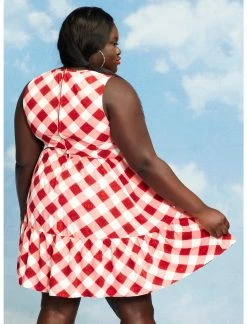 HUNIVERS Her Universe Marvel Avengers Icons Gingham Tiered Dress Plus Size -Dresses Online Store 16898244 av2