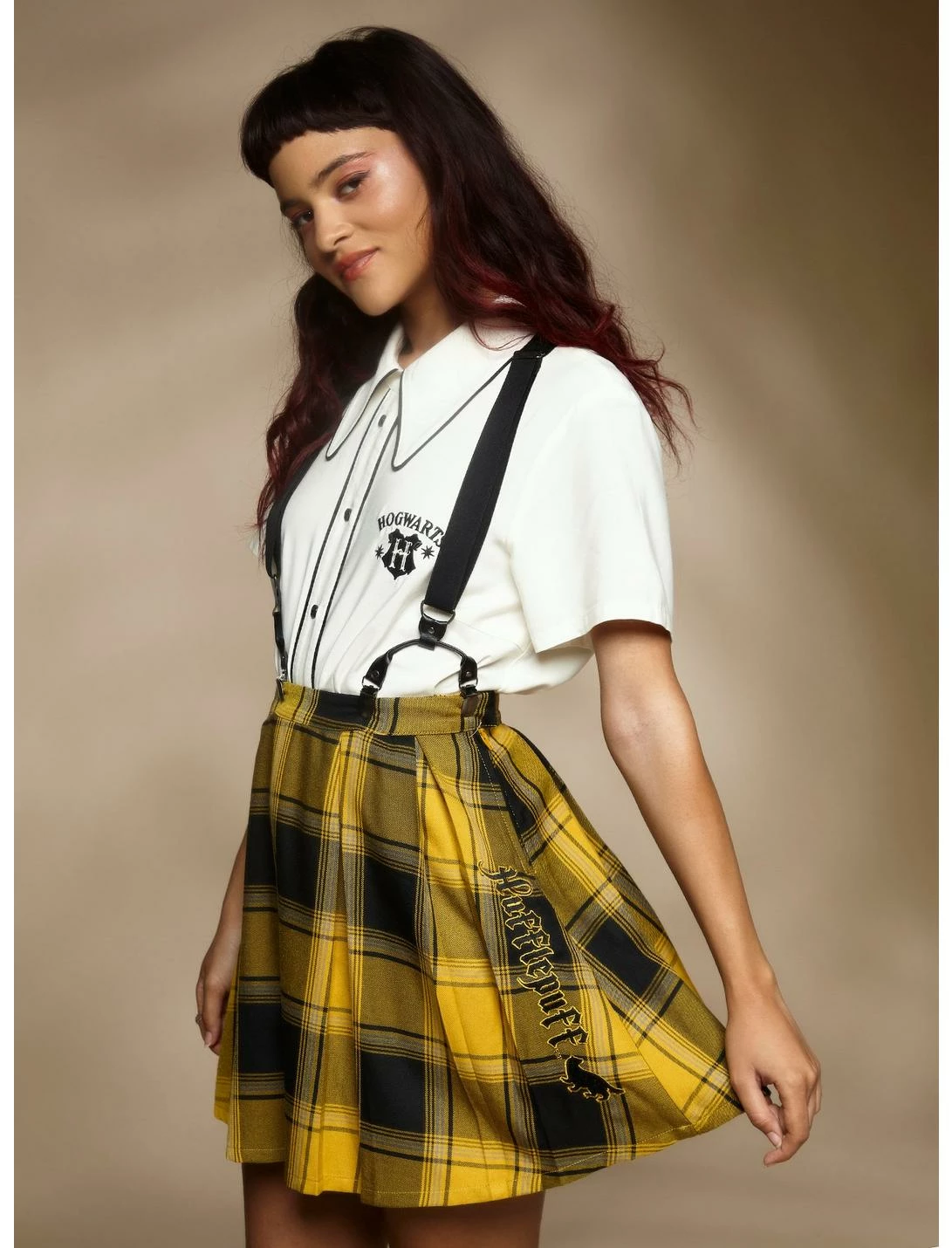 HUNIVERS Harry Potter Hufflepuff Pleated Suspender Skirt 1 HUNIVERS Harry Potter Hufflepuff Pleated Suspender Skirt