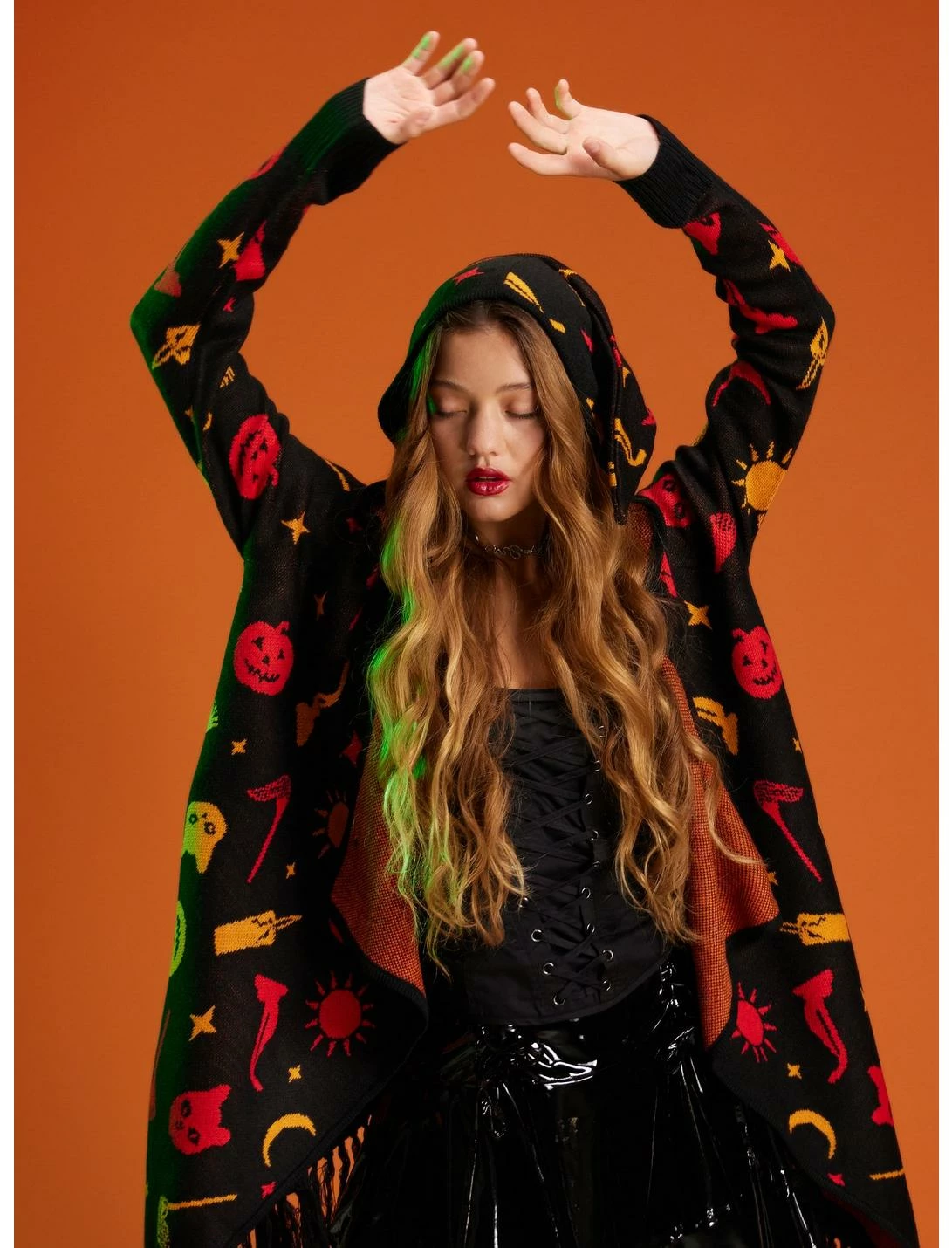 HUNIVERS Her Universe Disney Hocus Pocus Dani Hooded Fringe Cardigan 1 HUNIVERS Her Universe Disney Hocus Pocus Dani Hooded Fringe Cardigan