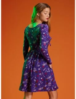 HUNIVERS Her Universe Disney Hocus Pocus Icons Lace-Up Dress -Dresses Online Store 18125608 av2