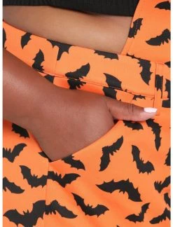 HUNIVERS Orange & Black Bat Shortalls Plus Size 10 HUNIVERS Orange & Black Bat Shortalls Plus Size -Dresses Online Store 18780585 av4
