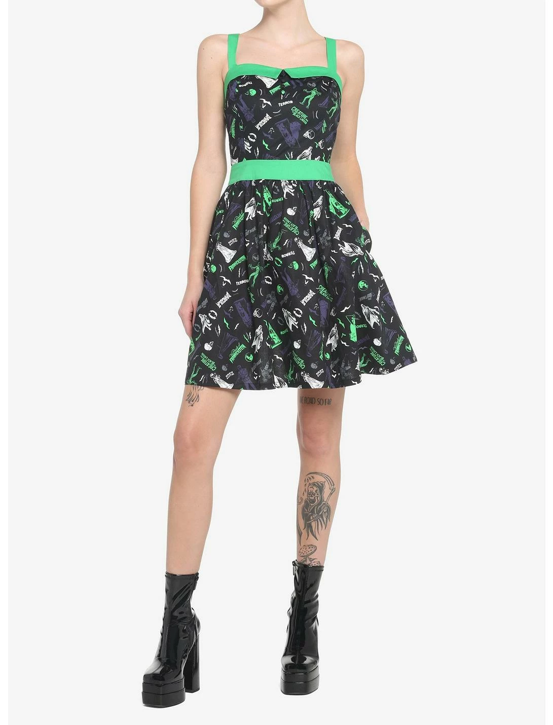 HUNIVERS Universal Monsters Retro Dress 2 HUNIVERS Universal Monsters Retro Dress - Image 2