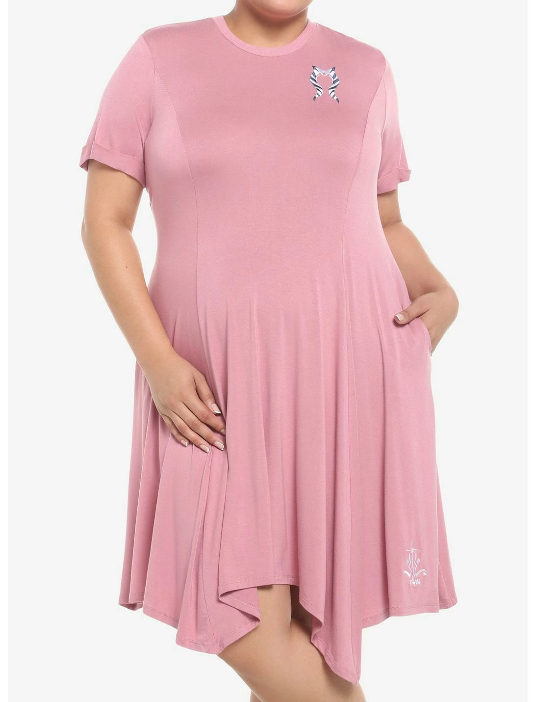 HUNIVERS Her Universe Star Wars Ahsoka Tano T-Shirt Dress Plus Size 1 HUNIVERS Her Universe Star Wars Ahsoka Tano T-Shirt Dress Plus Size