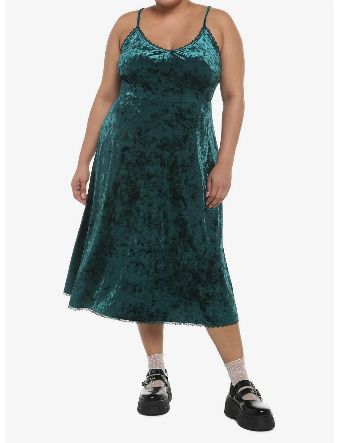 HUNIVERS Green Velvet Midi Slip Dress Plus Size 1 HUNIVERS Green Velvet Midi Slip Dress Plus Size