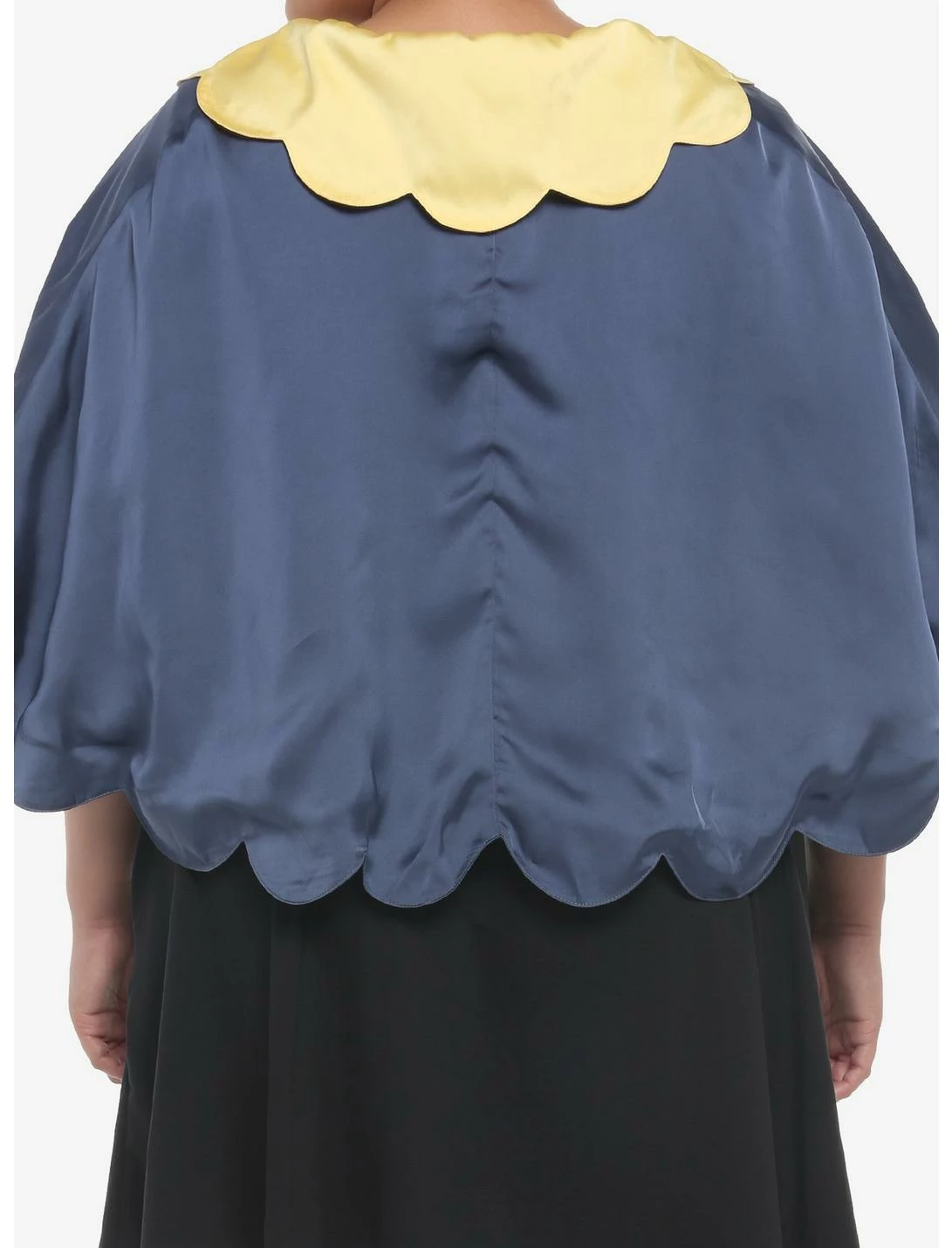 HUNIVERS Her Universe Disney Snow White And The Seven Dwarfs Capelet Plus Size 3 HUNIVERS Her Universe Disney Snow White And The Seven Dwarfs Capelet Plus Size - Image 3